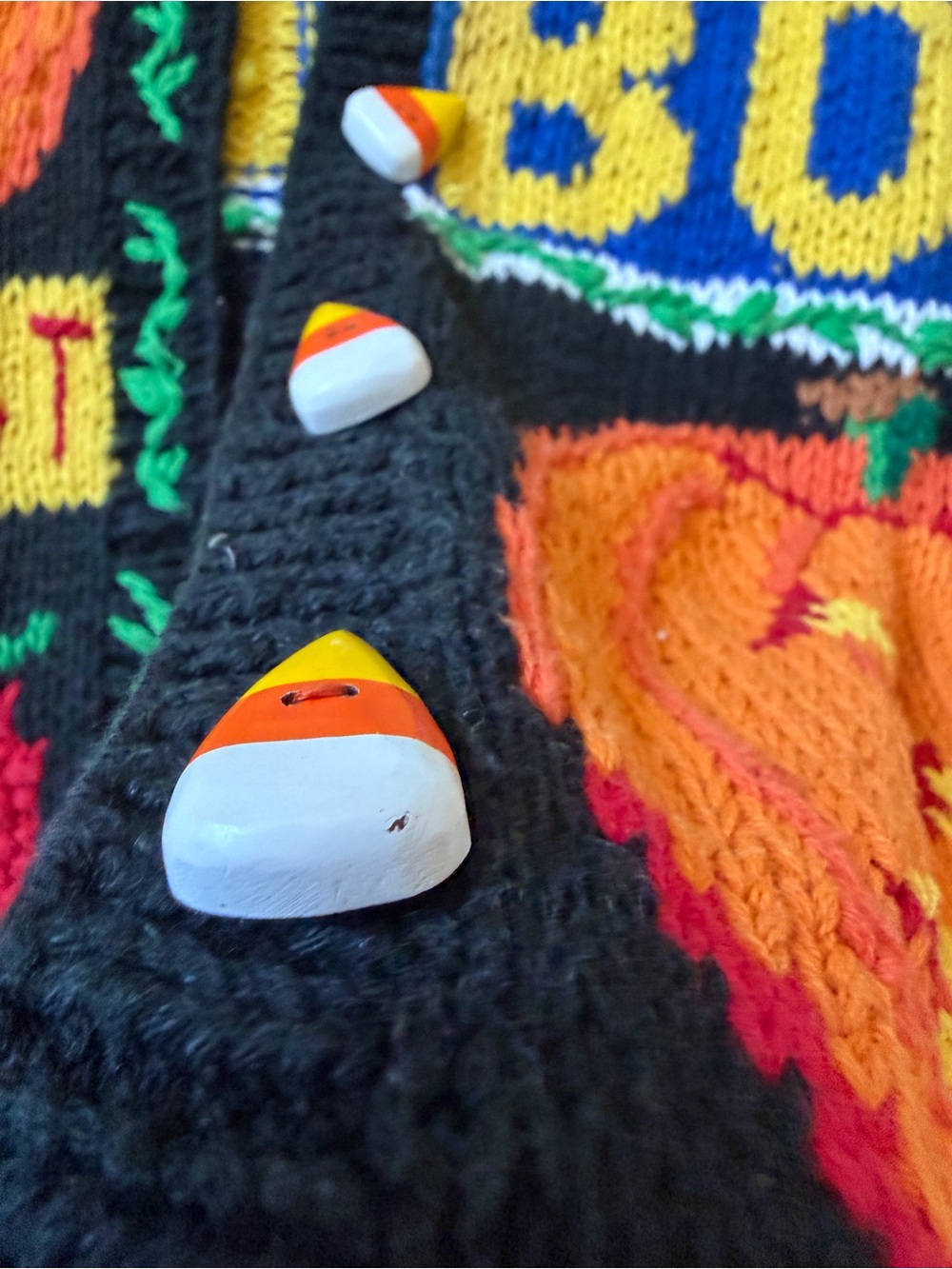 The Eagles Eye hand knit Halloween Fall Cardigan Sweater - Picture 8 of 8